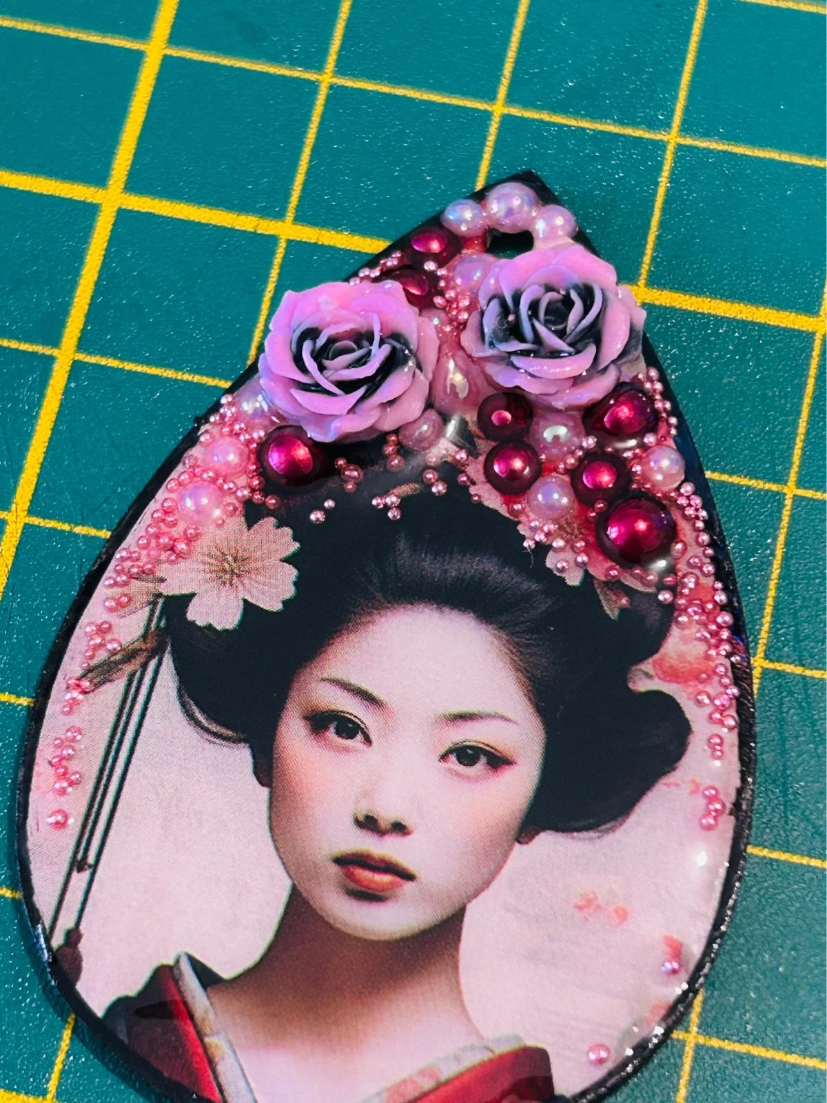 Geisha druppel sleutelhanger – photo 3